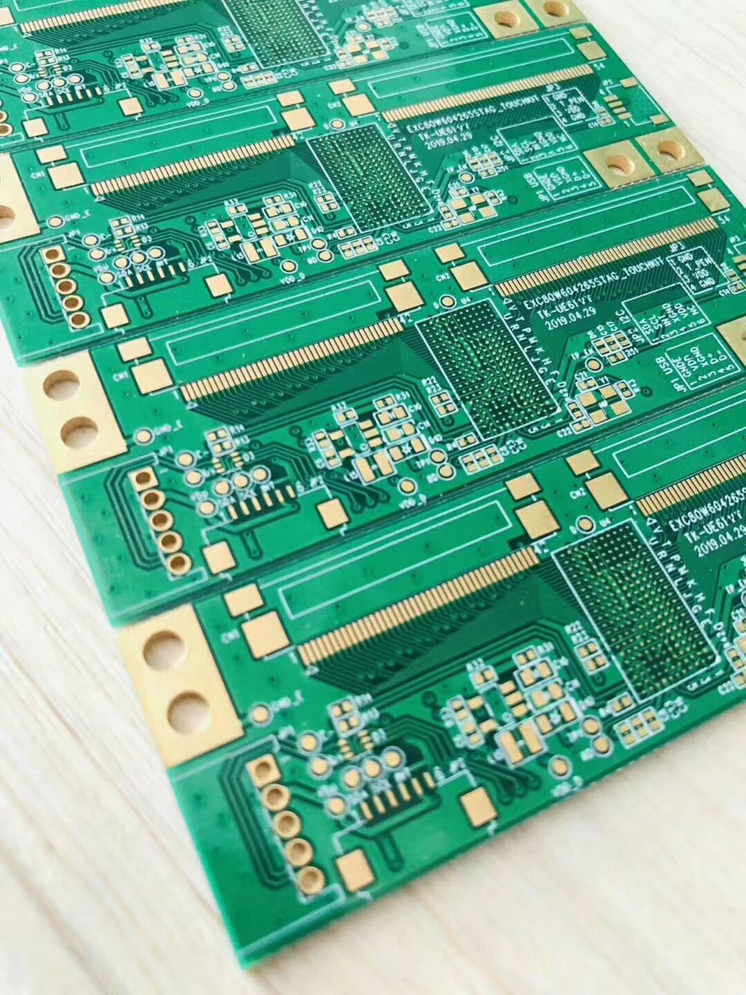 PCB主要原材料采購數量同比變化分析